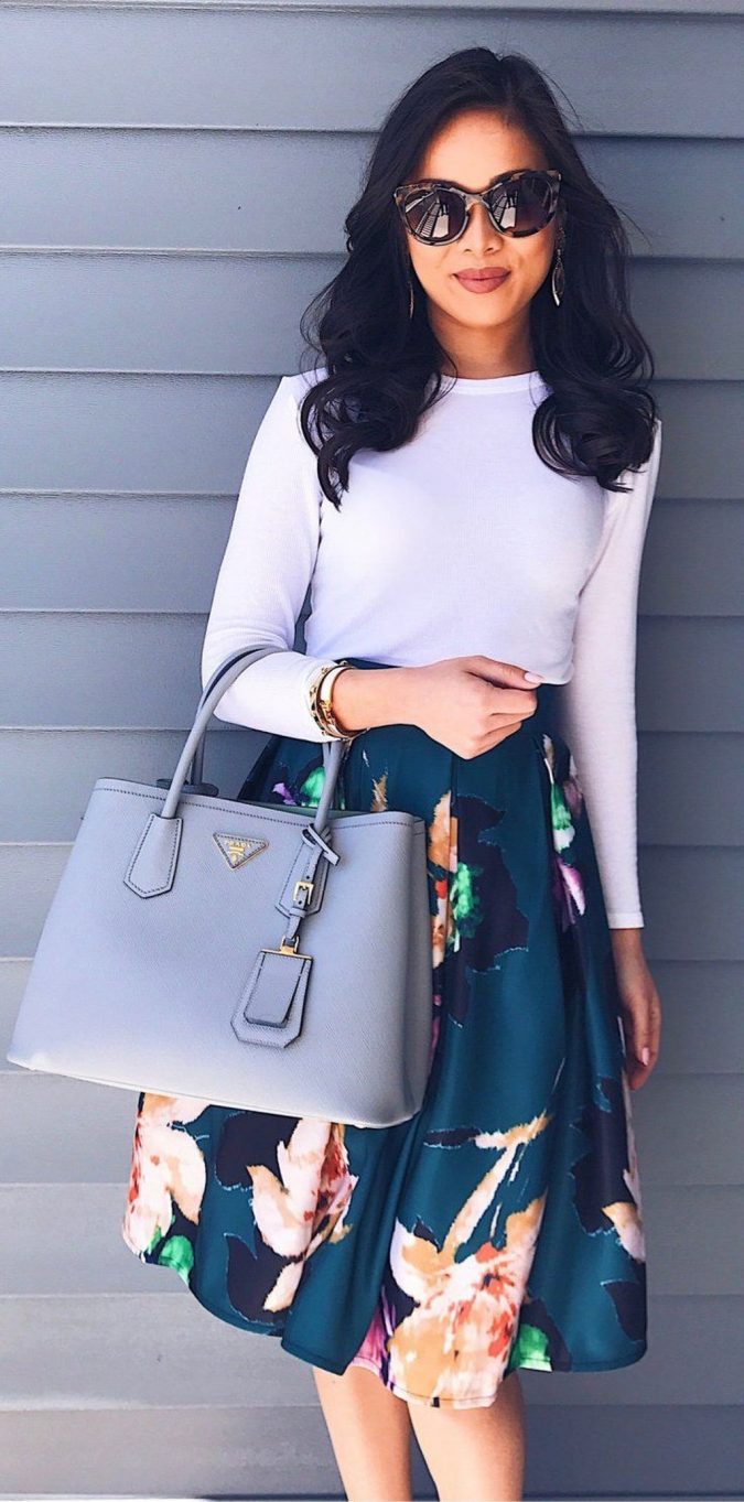 summer work outfit floral skirt 1 80+ Elegant Summer Outfit Ideas for Business Women - 69