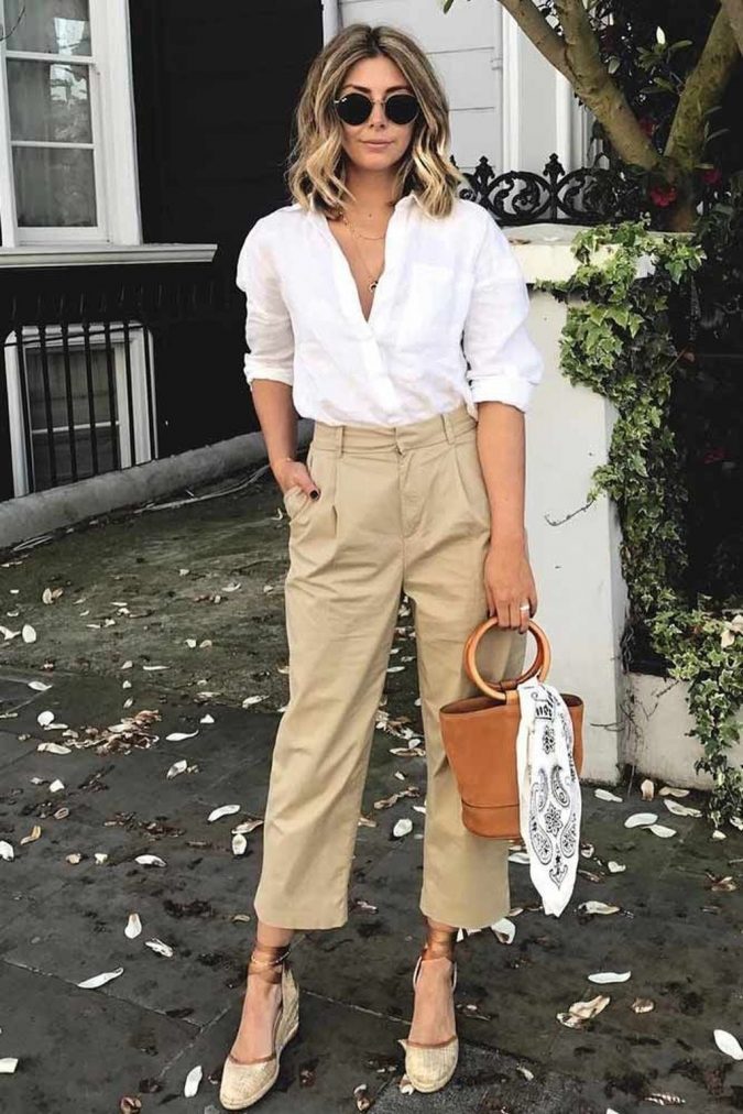 summer-work-outfit-white-shirt-beige-pants-675x1012 80+ Elegant Summer Outfit Ideas for Business Women