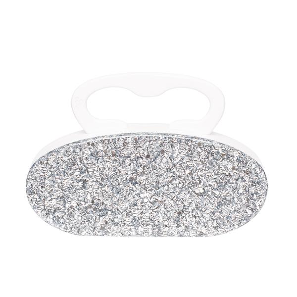Crushed glitter clutches 20 Most Stylish Female Celebrities Fashion Trends - 27