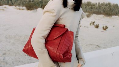 Kendall Jenner in neutral look. 20 Most Stylish Female Celebrities Fashion Trends - 229