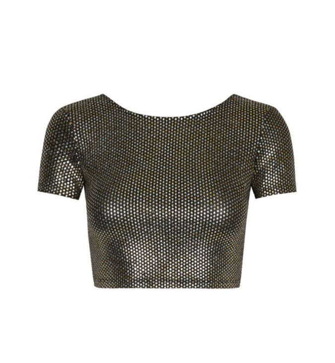 10 Stunning Women Outfit Ideas 11 black glitter crop top 10 Stunning Women Outfit Ideas - 11