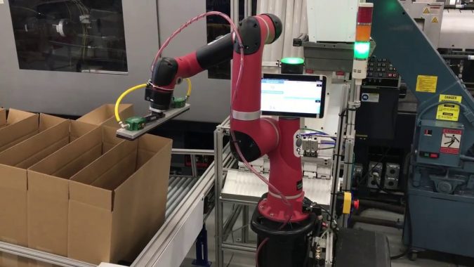 cobots-Packing-675x380 Cobots Have Changed the Way Humans Work