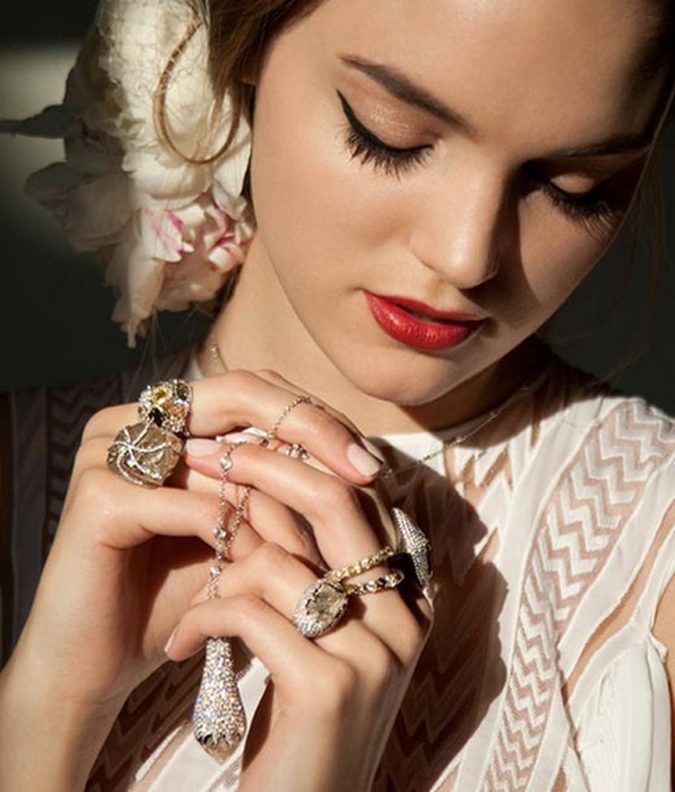 jewelry for women 10 Reasons Why You Should Own Fashion Jewelry - 19