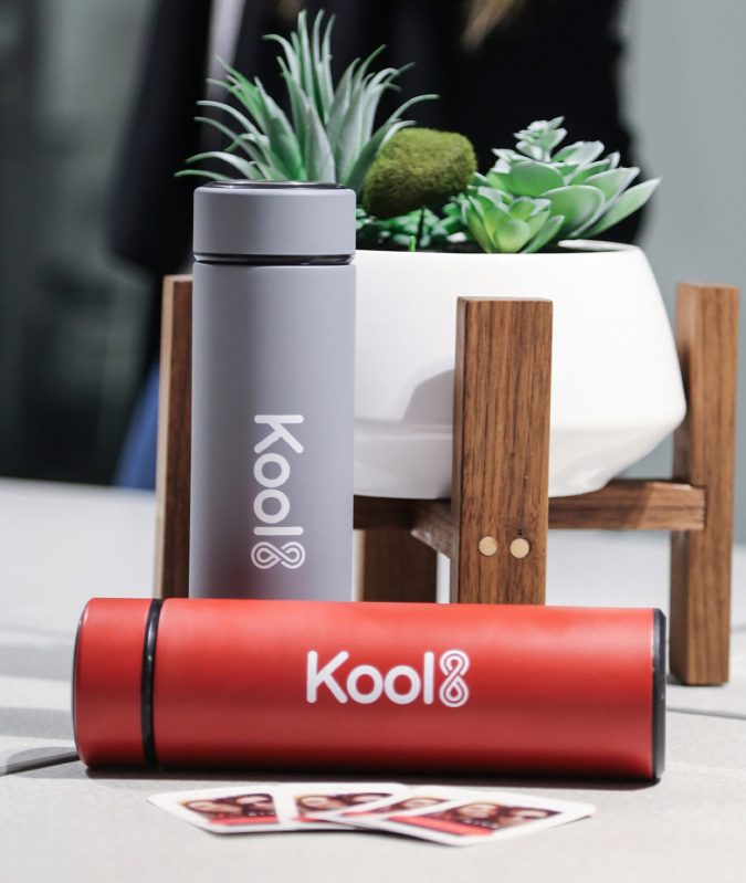 water bottle 7 Trendy Gifts for The New Mom - 5
