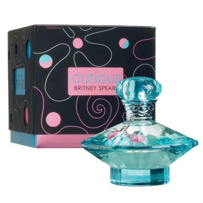 Britney Spears Curious 10 Most Favorite Perfumes of Celebrity Women - 21