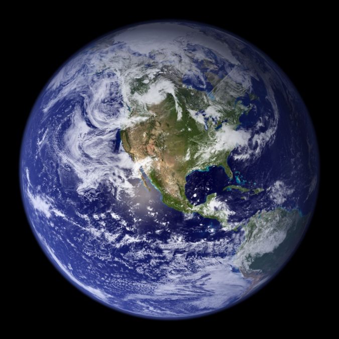 Earth-675x675 14 Unusual Facts about Earth Can't Be Found Anywhere Else
