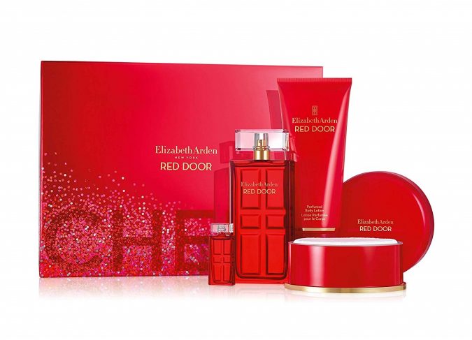 Top 10 Fragrances Aid in Turning Men On! 15 Elizabeth Arden red door collection Top 10 Fragrances Aid in Turning Men On! - 15
