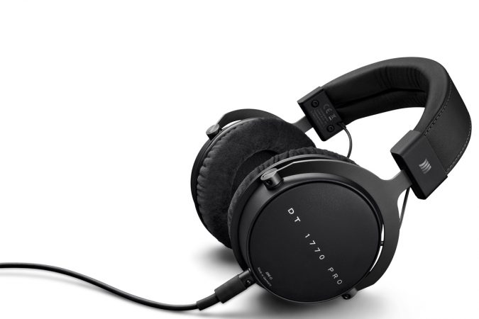 4 Cool Things to Giveaway at a Booth 5 Headphones. 4 Cool Things to Giveaway at a Booth - 5