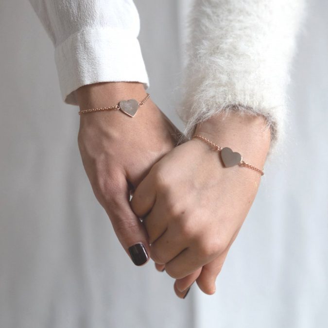 Top 15 Creative Mother's Day Gift Ideas 25 Mother daughter bracelet 3 Top 15 Creative Mother's Day Gift Ideas - 25