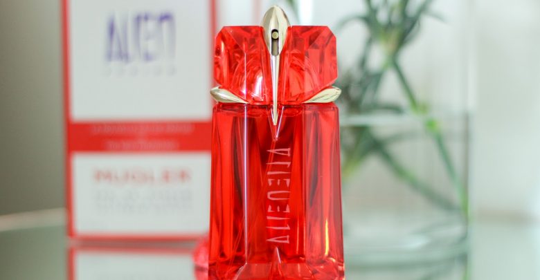 Top 10 Fragrances Aid in Turning Men On! 39 Mugler Alien Fushion Top 10 Fragrances Aid in Turning Men On! - perfumes for women 39