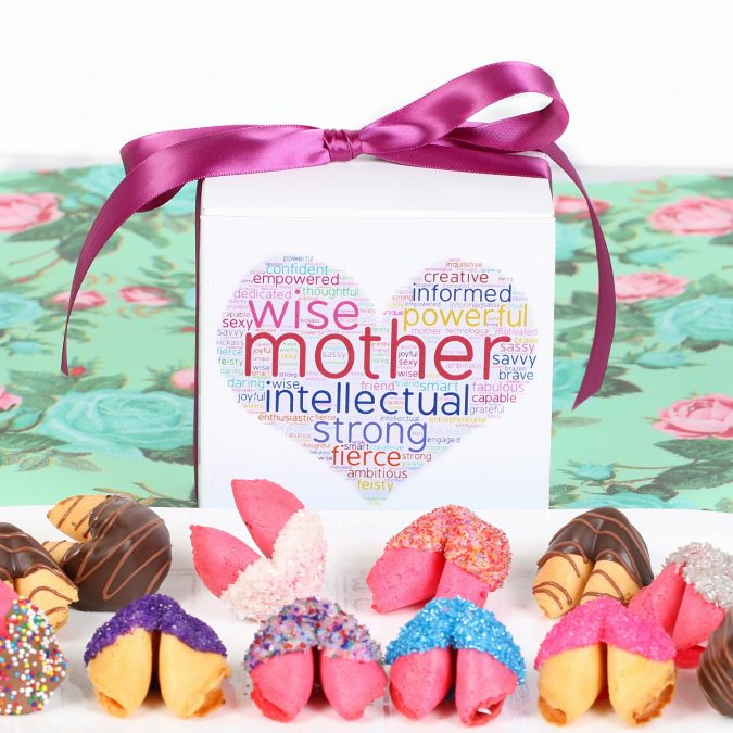 Personalized fortune cookies. Top 15 Creative Mother's Day Gift Ideas - 13