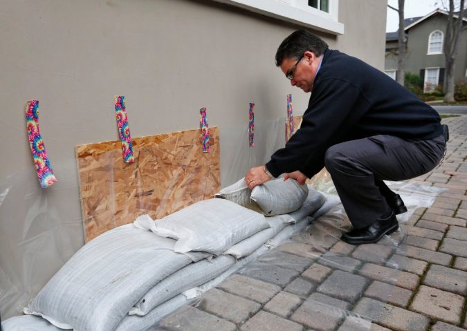 Home Preparation for The Upcoming Monsoon Season 4 Sandbags Home Preparation for The Upcoming Monsoon Season - 4