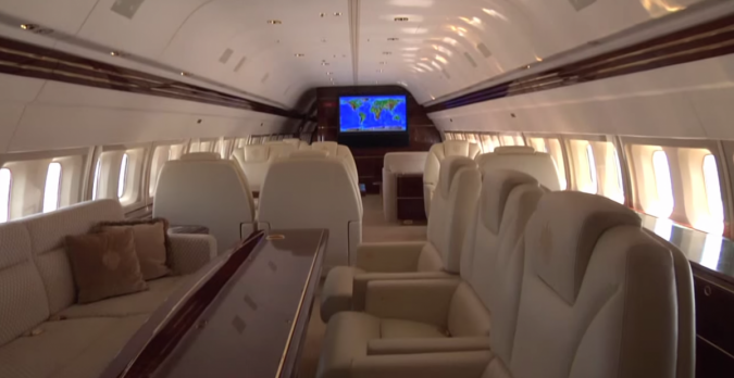 Top 10 Most Expensive and Unusual Things Owned By American President Trump 11 trump Boeing 757 Top 10 Most Expensive and Unusual Things Owned By American President Trump - 11