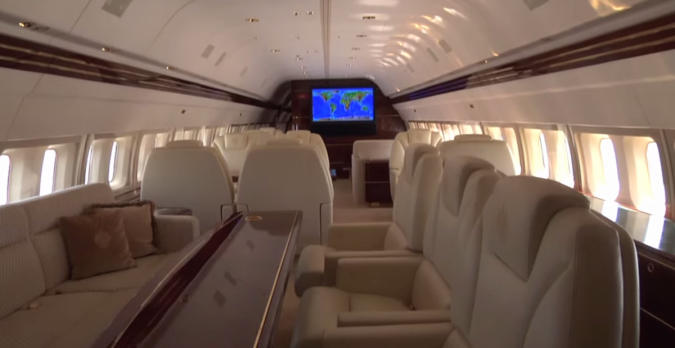 trump-Boeing-757-675x348 Top 10 Most Expensive and Unusual Things Owned By American President Trump