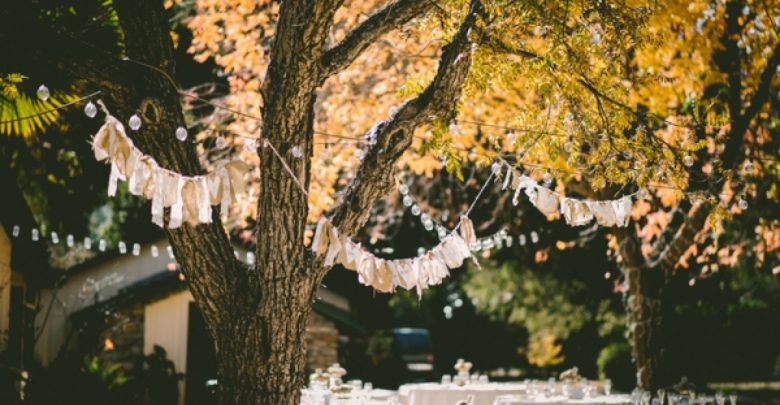 How to Host Your Wedding at Your Home 1 wedding at home How to Host Your Wedding at Your Home - Hosting Wedding at Home 1