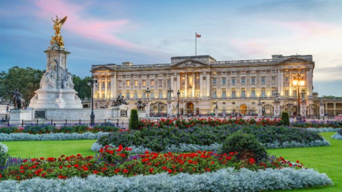 8 Best Travel Destinations in June 21 Buckingham Palace 8 Best Travel Destinations in June - 21