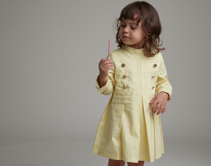 children-fashion-yellow-military-style-dress Children's Fashion: Trends for Girls and Boys