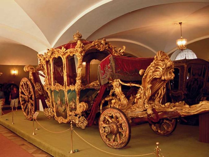 8 Best Travel Destinations in June 37 the Armoury treasures in Moscow Russia 8 Best Travel Destinations in June - 37