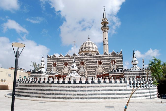the-Mosque-Abu-Darwish-in-Jordan-675x452 8 Best Travel Destinations in June