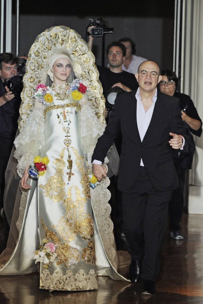 Top 10 Most Expensive Wedding Dress Designers 44 Christian Lacroix wedding gown Top 10 Most Expensive Wedding Dress Designers - 44