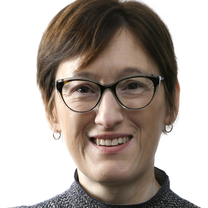 Top 10 Best Technology Journalists in the World 6 Elizabeth Weise Top 10 Best Technology Journalists in the World - 6