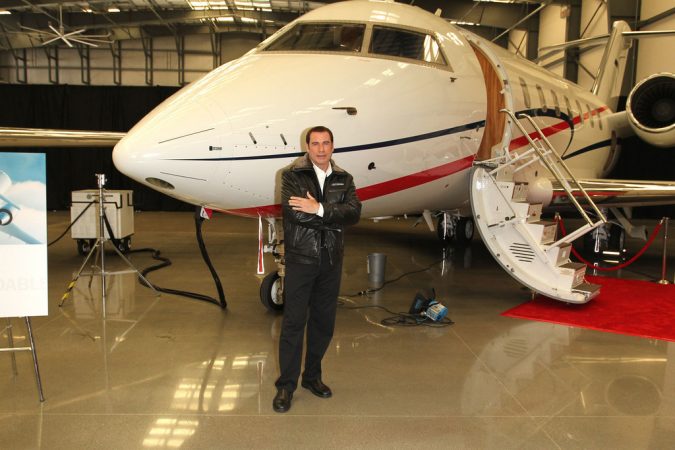 John Travolta 15 Most Luxurious Helicopters and Private Jets Owned by Celebrities! - 4