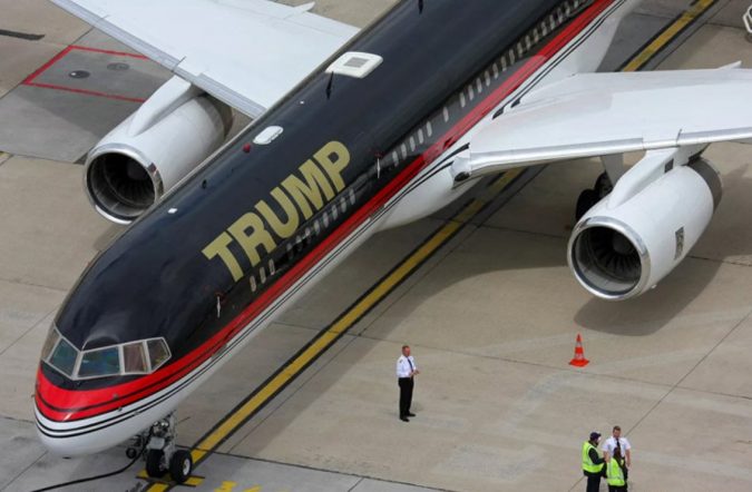 15 Most Luxurious Helicopters and Private Jets Owned by Celebrities! 7 Trump helicopter 15 Most Luxurious Helicopters and Private Jets Owned by Celebrities! - 7