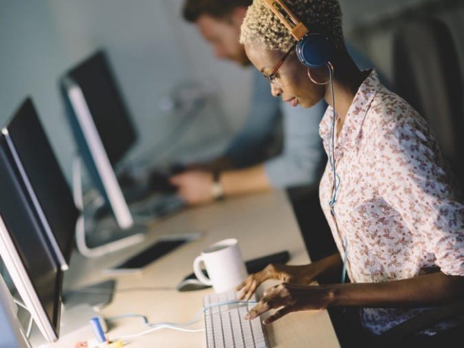 computer working place Examsnap Guide to Oracle Certification Programs - 2