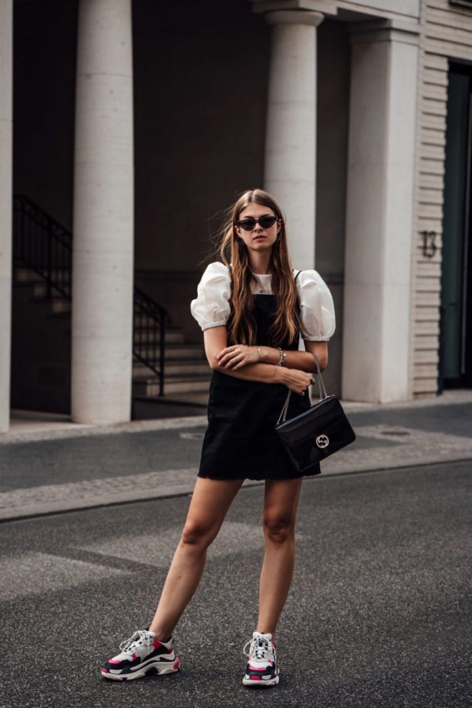 dress-outfit-with-triple-S-sneakers-675x1013 Best 20 Balenciaga Shoes Outfit Ideas for Women in 2021