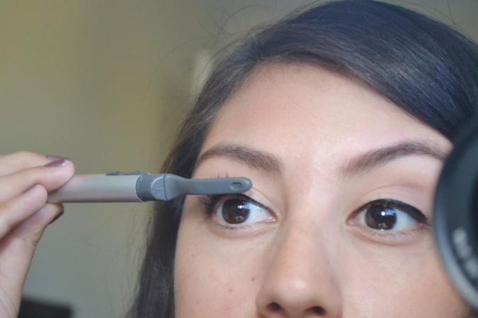 heated eyelash curler Top 10 Best Eyelash Products Worth Trying - 14