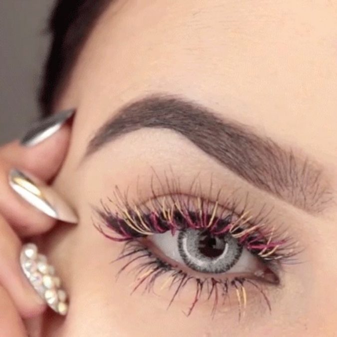 makeup-Rainbow-eyelashes-675x675 Top 20 Newest Eyelashes Beauty Trends in 2020