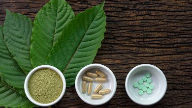 Kratom plant extracts Who Is a Good Candidate to Buy Kratom Powder and Capsules? - 8 Oreo cookies
