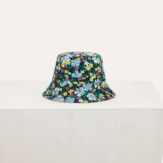 bucket hat 1 10 Wardrobe Essentials Inspired by Summer Fashion Trends - 36