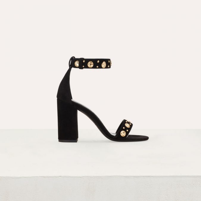 sandals 10 Wardrobe Essentials Inspired by Summer Fashion Trends - 40