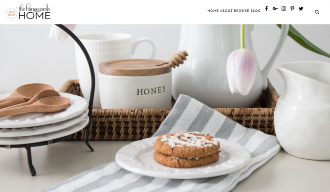 Best 50 Home Decor Websites to Follow 42 the honeycomb home website screenshot Best 50 Home Decor Websites to Follow - 42