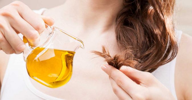 15 Natural Hair Beauty Tips for All Hair Types 10 Using almond oil for hair 15 Natural Hair Beauty Tips for All Hair Types - 10