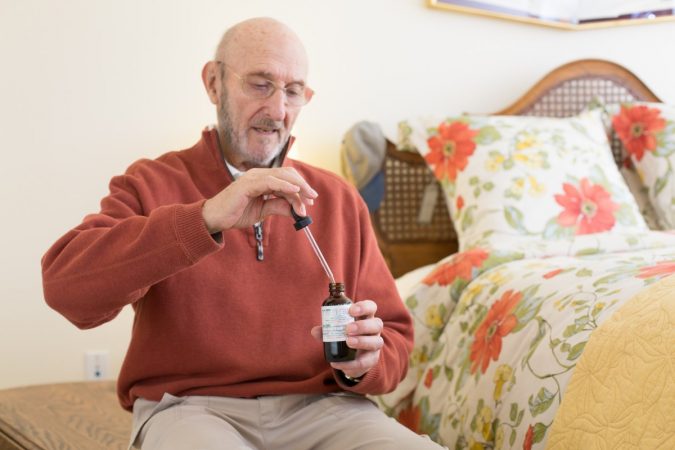 Top 15 Medical Uses of CBD Oil That You Should Know 26 cannabis oil alzheimer patients Top 15 Medical Uses of CBD Oil That You Should Know - 26