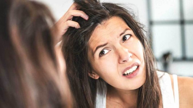 15 Natural Hair Beauty Tips for All Hair Types 3 itchy scalp 15 Natural Hair Beauty Tips for All Hair Types - 3