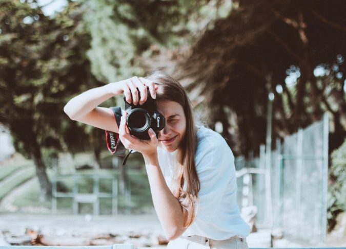 Top 10 Best Photography Tips for Travelers 8 photographer photography Top 10 Best Photography Tips for Travelers - 8