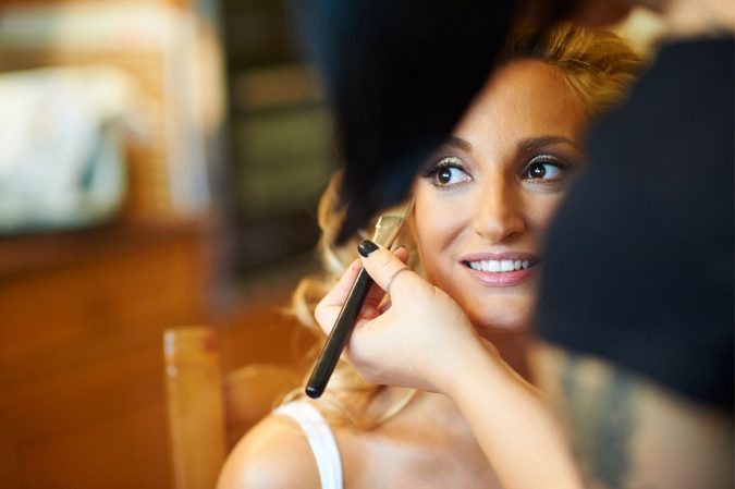 wedding hairdressing and makeup How to Become a Bridal Stylist - 6