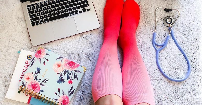 4 Great Gift Ideas for an Expectant Mother 1 Compression Socks. 4 Great Gift Ideas for an Expectant Mother - Expectant Mother Gifts 1
