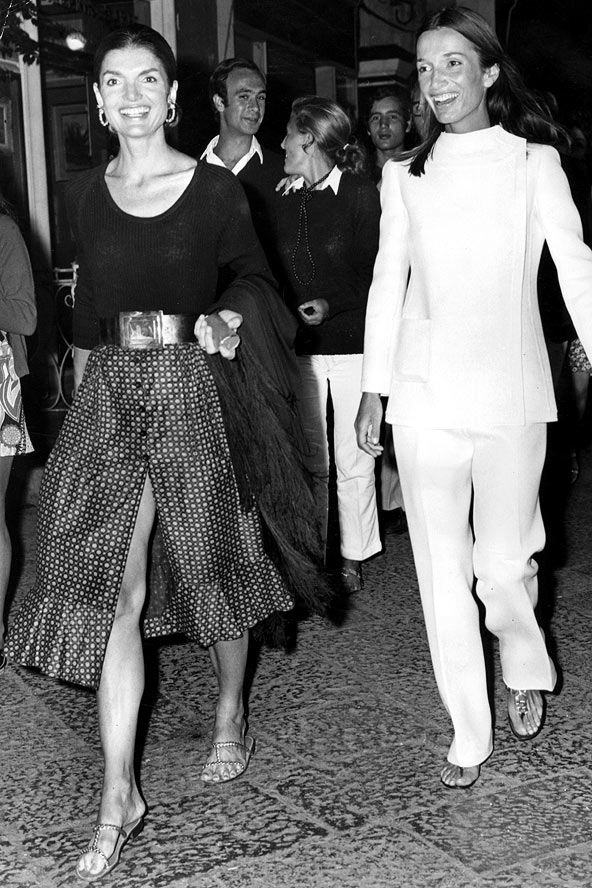 Jacqueline Kennedy 2 20 Hollywood Actresses Who Changed Fashion Forever - 25