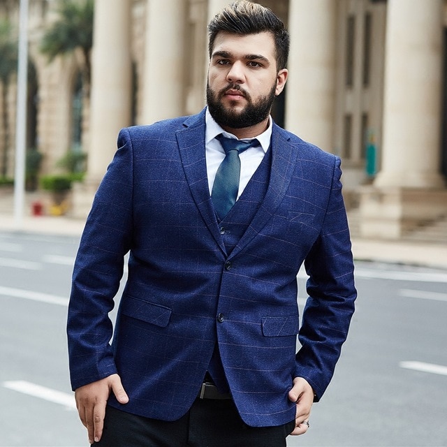Plus-Size-Men’s-outfit 10 Fashion Tips for Plus-Size Men to Wear in Office