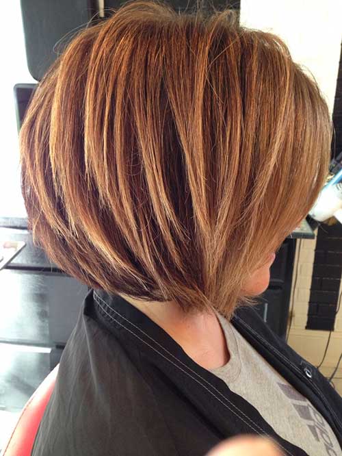Wavy Angled Bob with Blonde Colour 1 Completely Fashionable Medium Length Hairstyles - 10
