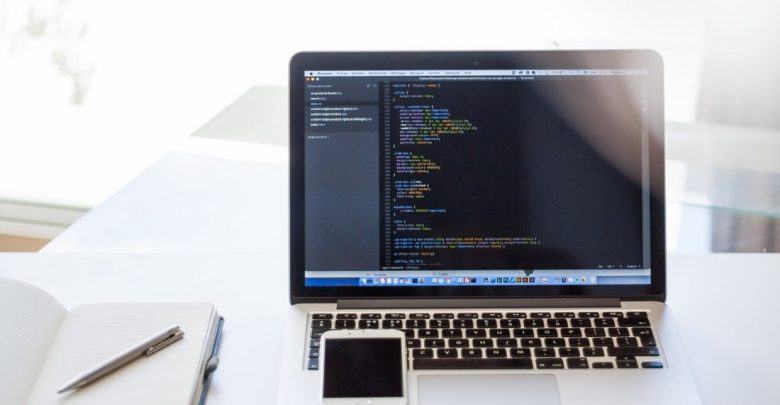 laptop How to Document API Design? - Web developers 1