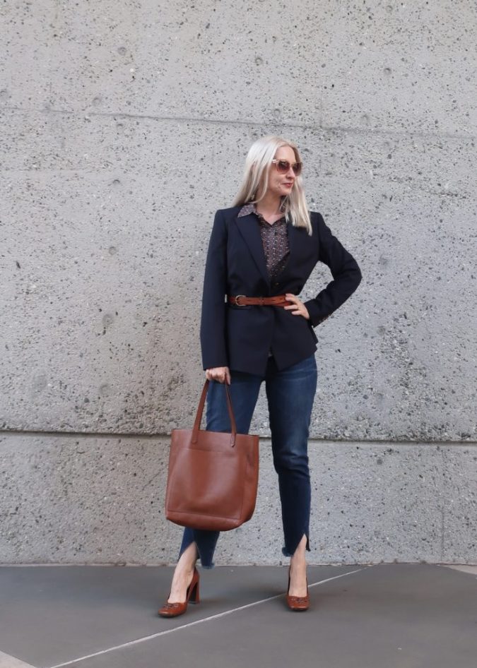 outfit for women over 40 20 Must-Have Wardrobe Pieces Every Woman Over 40 Needs - 11