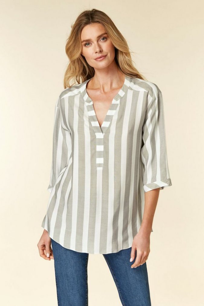 women outfit striped shirt 20 Must-Have Wardrobe Pieces Every Woman Over 40 Needs - 30