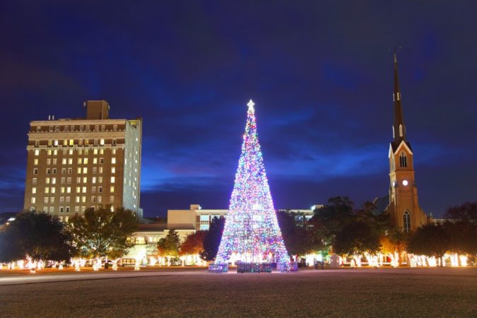 Top 10 Fairytale Christmas Places for Couples 18 Charleston SC Tree Lighting Top 10 Fairytale Christmas Places for Couples - 18