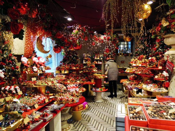 Top 10 Fairytale Christmas Places for Couples 13 Christmas chocolate in Switzerland Top 10 Fairytale Christmas Places for Couples - 13