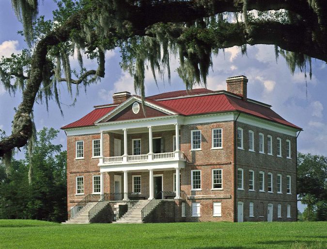 Top 10 Fairytale Christmas Places for Couples 16 Drayton Hall plantation Top 10 Fairytale Christmas Places for Couples - 16